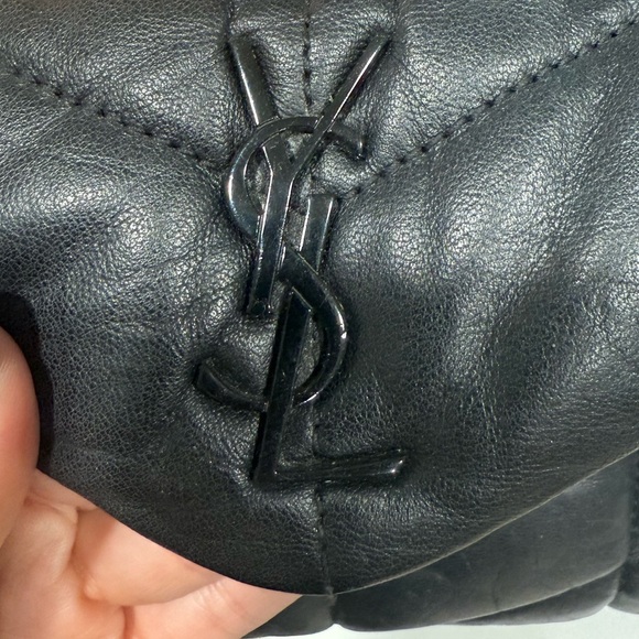 Saint Laurent Black Quilted Leather Lou Lou toy crossbody bag - Picture 5 of 16